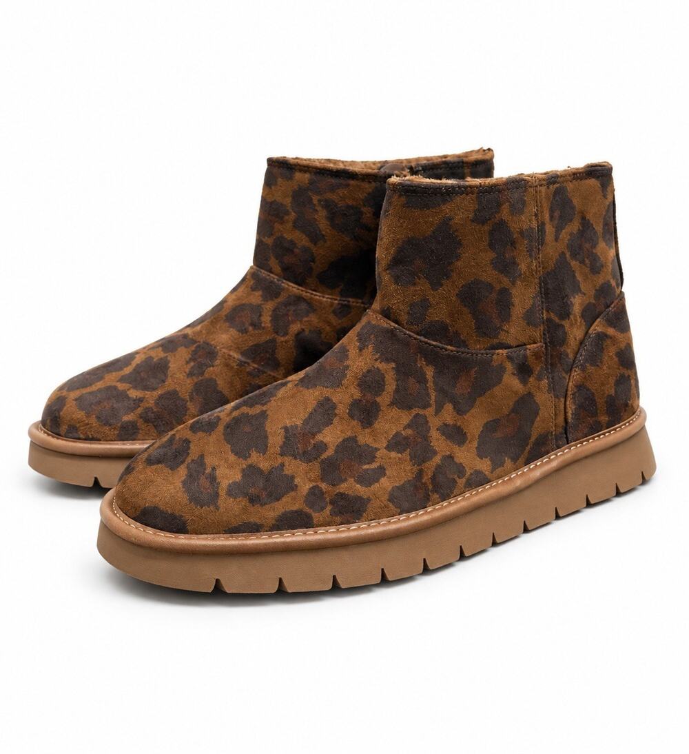 Universal Thread Womenβs Size 8 Leopard Print Faux Suede Ankle Boots NWT